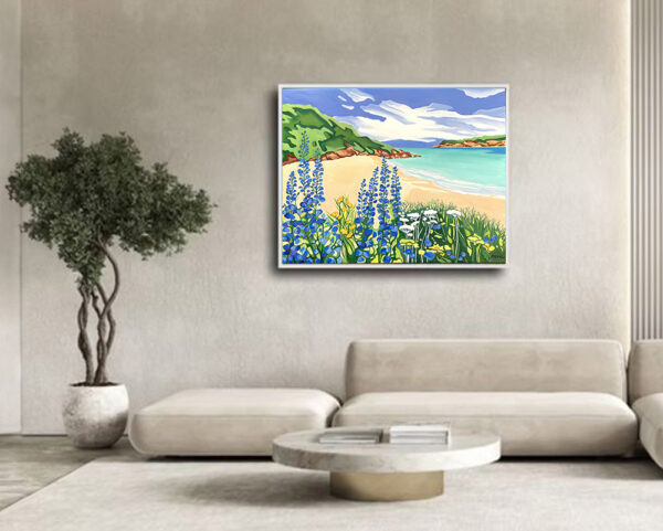 Mise en situation dans un salon moderne du tableau Le printemps du littoral méditerranéen, tableau original peint à l'huile, par Meryl